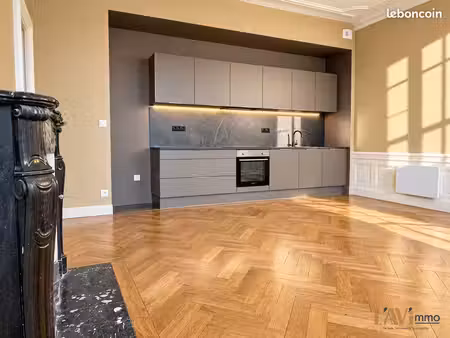 appartement 4 pièces 80 m²