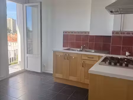 appartement t3 61 m² avec balcon