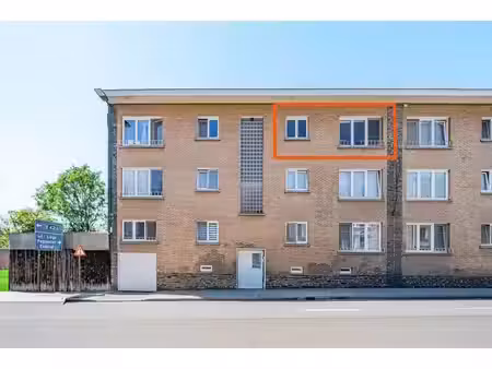 appartement 2 chambres avec balcon  garage et cave