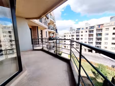 très lumineux appart 3ch  terrasse & garage!