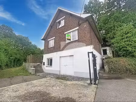 maison 4 façades avec beau potentiel