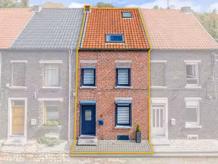 maison rénovée 3 chambres – peb b – terrasse et jardin