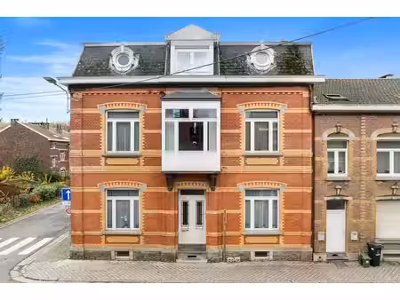 maison 5/9 chambres et possibilité de 2 logements