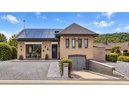 superbe villa 4 façades avec vue panoramique sur la meuse