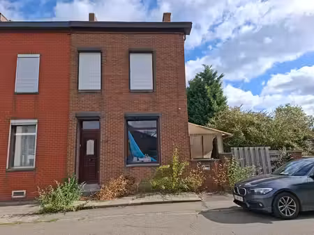 maison 3 façades avec jardin et 2 garages