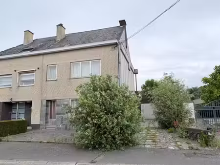 maison sise rue de la station d'acren 75 à deux- acren