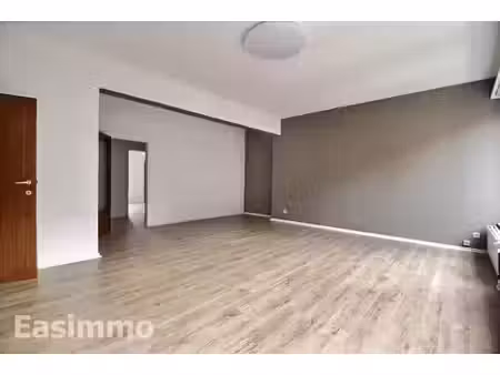 spacieux et lumineux appartement 2 chambres