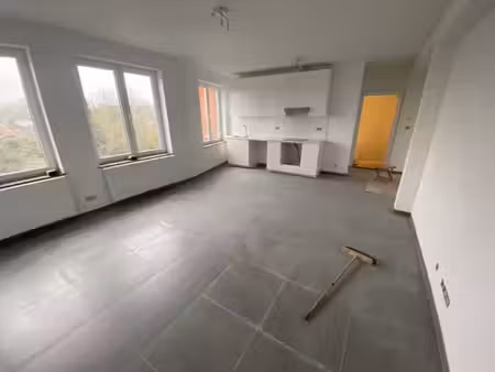magnifique appartement entièrement rénové