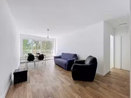 appartement saint herblain - secteur bellevue - 2 chambres - loggia - place de parking