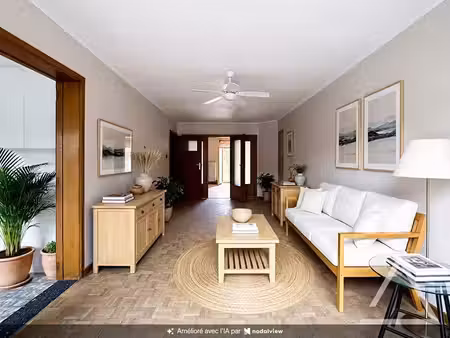 appartement lumineux avec balcon