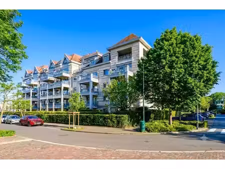 quartier grands prix - superbe penth. 3 façades - terrasses