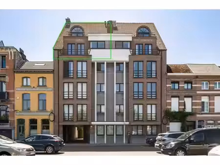 triplex penthouse met 2 slaapkamers  ruim zonneterras en ...