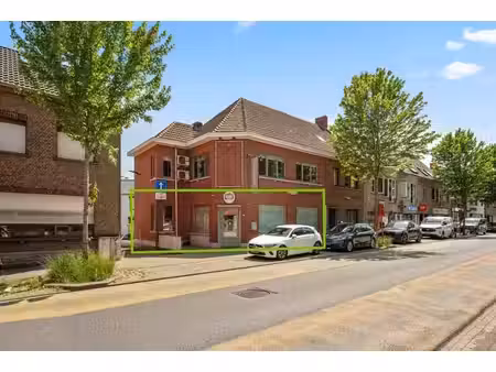 commercieel gelegen handelspand  kantoor of praktijk