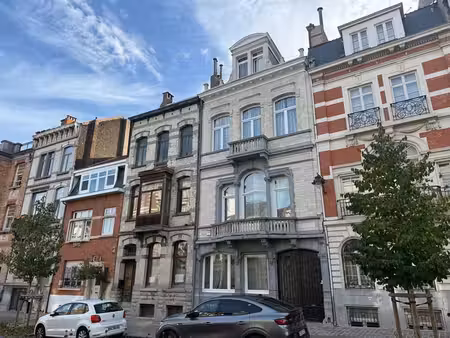 ambiorix - superbe maison de maître avec jardin + arr maison