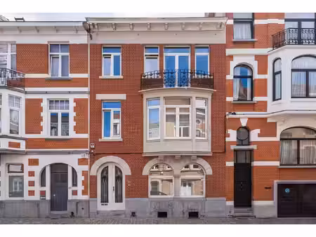 quartier linthout / cinquantenaire : ravissante maison 5ch