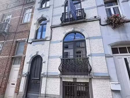 uccle - magnifique maison 4 chambres - peb d