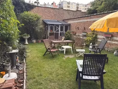 lumineux appartement 1ch avec un beau jardin