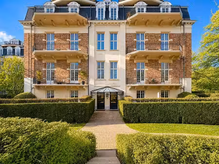 magnifique appartement + studio – parking + garage