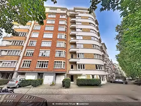 quartier molière – appartement art déco de standing 2ch