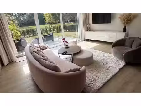 superbe appartement rénové avec jardin privatif
