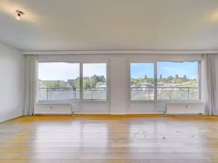 appartement 3 chambres avec 2 terrasses et garage