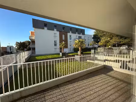 proche route de rennes t3 avec terrasse