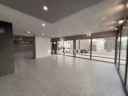 local commercial à louer