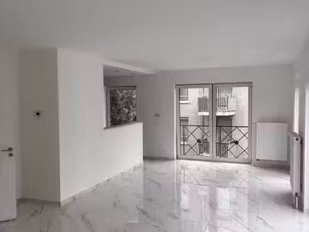 jette – 3 ch.  ±120 m²  entièrement rénové et lumineux