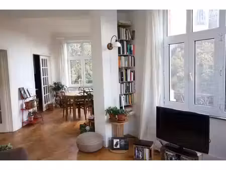 appartement récemment rénové avec vue sur le parc elisabeth