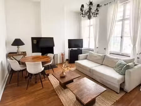 duplex 1 chambre avec terrasse à saint-gilles
