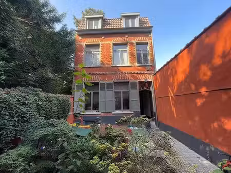 ravissante arrière maison 3 chambres