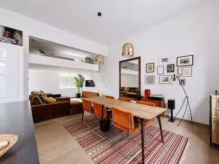 ixelles : appartement de caractère  meublé  jardin  parking