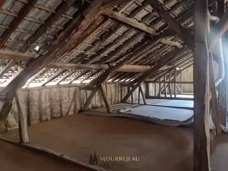 bel appartement avec combles aménageables