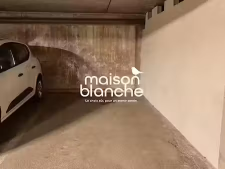 location parking 3 m² à talence (33400)  72 €