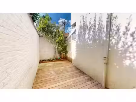 appartement à louer à rue d'oultremont 26a etterbeek (vbe70841)