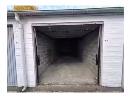 garage à louer à avenue jules mathieu 11 nivelles (vbe70875)