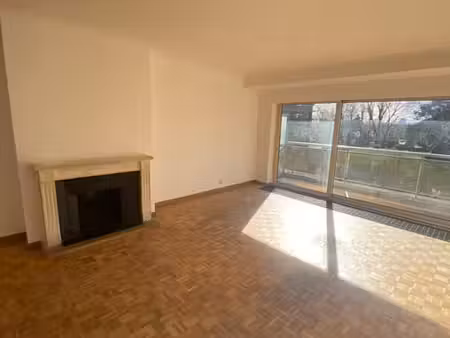 spacieux appart. 2 ch. 2 terrasses + garagebox