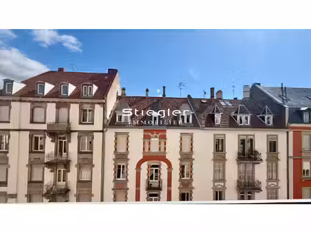 strasbourg – place de bordeaux - t2 lumineux sous les toits