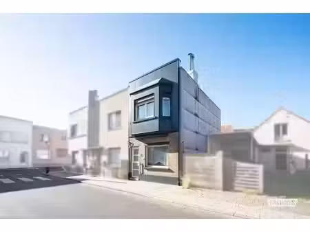 maison mitoyenne bien entretenue avec 2 chambres à blankenb…
