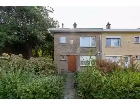 maison 3 façades avec grand jardin