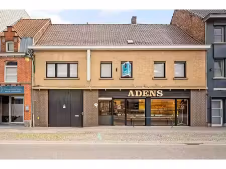 bien commercial polyvalent avec habitation séparée