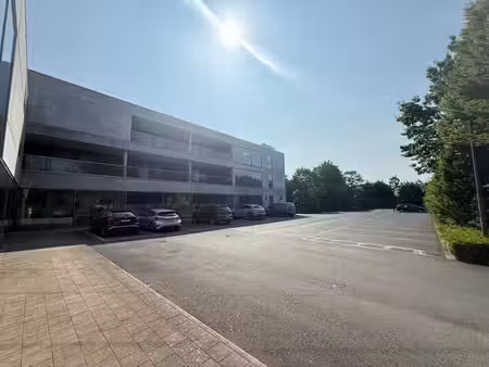 offre exclusive: spacieux appartement de 181m²