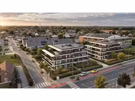 appartement lumineux avec grande terrasse près de de gavers