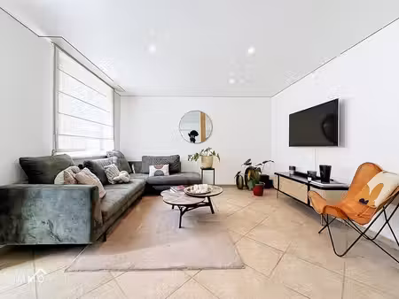 spacieuse maison 4 chambres avec jardin à denderleeuw !