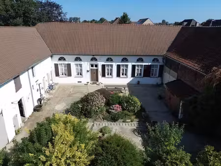 une ferme authentique où se mélangent charme  calme et espac