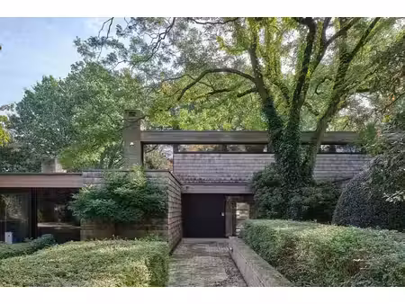 arthur degeyter | villa moderniste des années 70