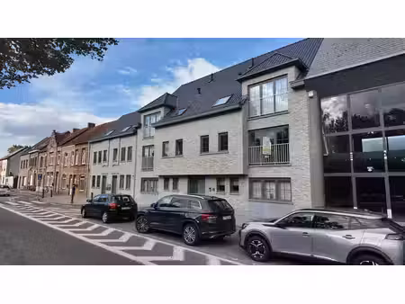 modern appartement te huur aan de gentsesteenweg in eeklo...