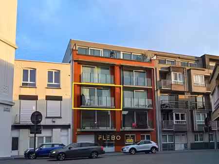 instapklaar appartement met terras!