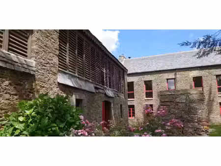 hôtel particulier avec jardin landivisiau (29)