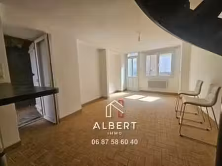 vente immeuble à rochefort-sur-loire (49190) : à vendre / 89m² rochefort-sur-loire